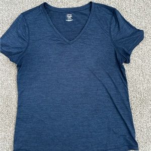 Women’s workout T-shirt, size medium